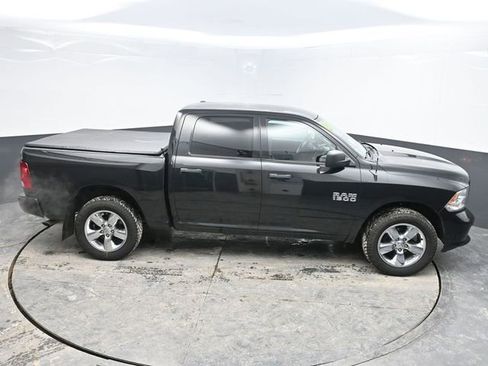 Used 2018 RAM 1500 Express w/ Express Value Package image 28