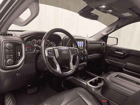 Used 2020 Chevrolet Silverado 1500 LT Trail Boss AWD/4WD image 8