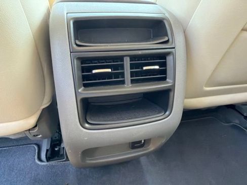 Used 2019 Cadillac XT5 Luxury AWD/4WD image 18