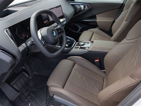 New 2026 BMW X3 xDrive30 w/ Premium Package image 2