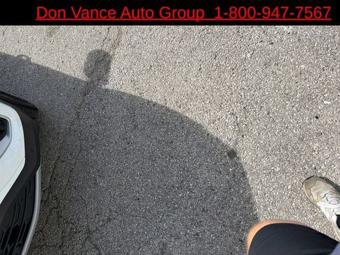 Used 2025 Volkswagen Atlas SE FWD image 9
