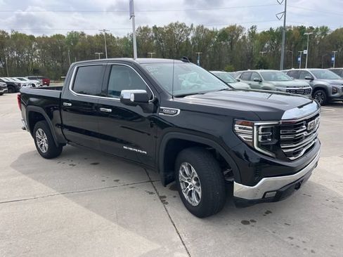 Used 2024 GMC Sierra 1500 SLT RWD image 10