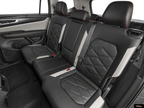 New 2026 Volkswagen Atlas Peak Edition image 11