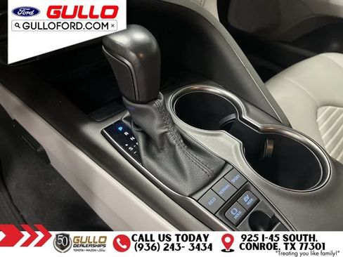 Used 2022 Toyota Camry SE FWD image 27