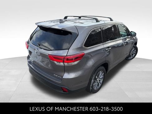 Used 2018 Toyota Highlander XLE image 6