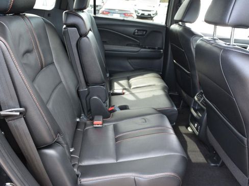 Used 2023 Honda Passport TrailSport image 17