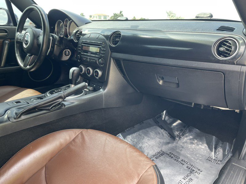 Used 2014 MAZDA MX-5 Miata Grand Touring w/ Premium Package RWD image 7