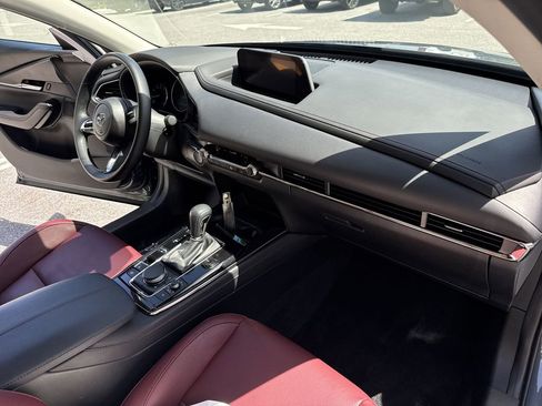 Certified 2023 MAZDA CX-30 AWD 2.5 S w/ Preferred Package image 32