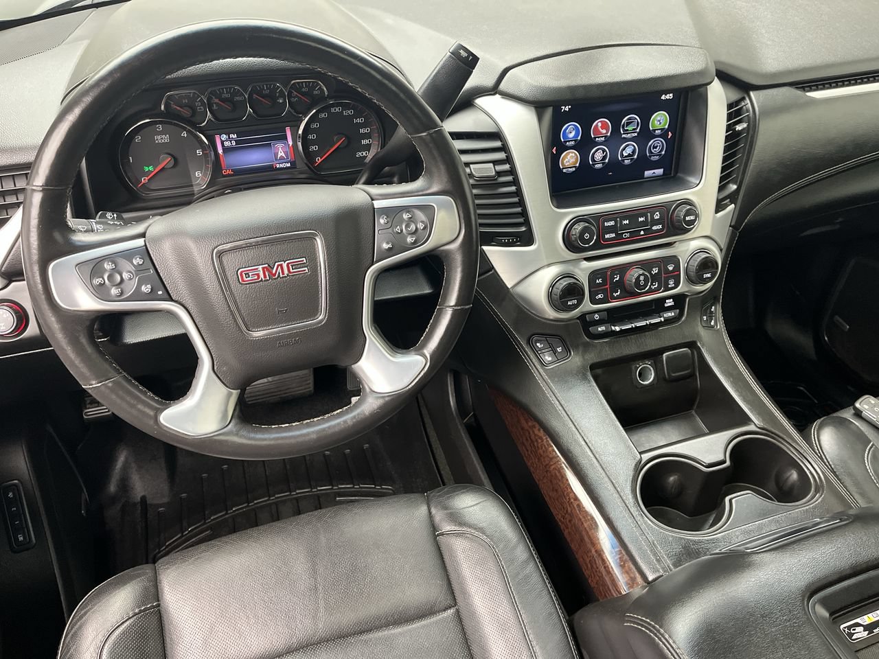 Used 2016 GMC Yukon XL SLT w/ Open Road Package AWD/4WD image 15