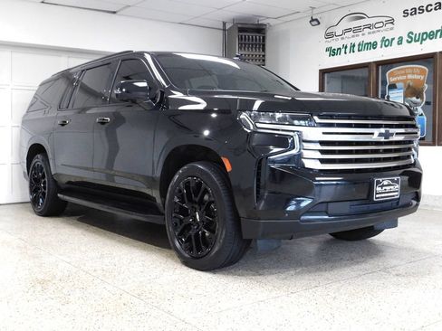Used 2023 Chevrolet Suburban High Country w/ Max Trailering Package AWD/4WD image 6