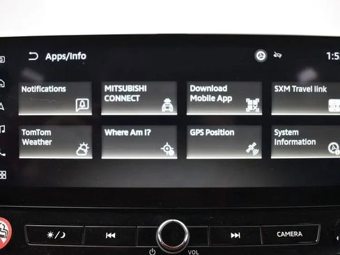 Used 2025 Mitsubishi Outlander SE image 30