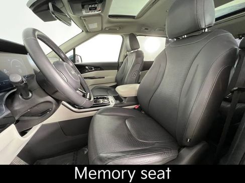 Certified 2024 Kia Carnival SX Prestige image 16