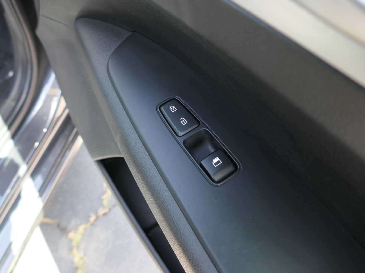 Certified 2023 Kia Forte LXS FWD image 25