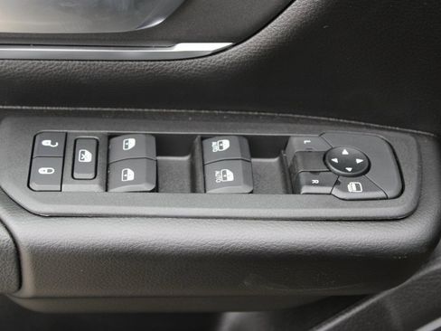 Used 2025 RAM 1500 Big Horn image 12