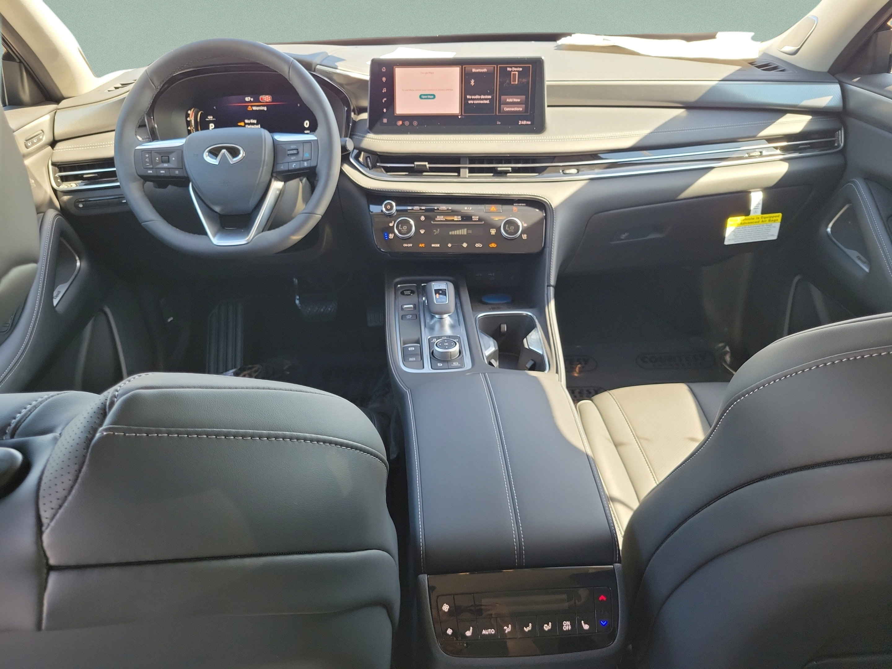 New 2027 INFINITI QX60 Luxe w/ Family Package FWD image 9