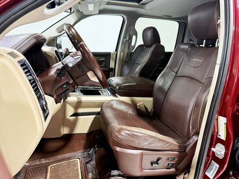 Used 2017 RAM 2500 Limited image 37