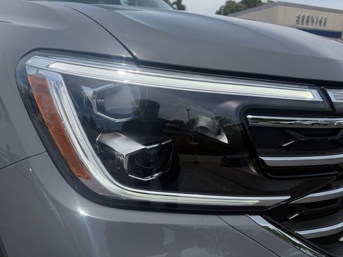 New 2026 Volkswagen Atlas SE FWD image 24