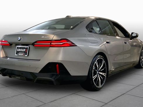 Used 2024 BMW 540i xDrive AWD/4WD image 12