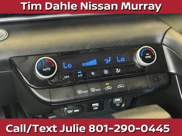 Used 2022 Hyundai Elantra SEL w/ Preferred Accessory Package FWD image 29