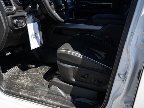 New 2026 RAM 4500 Tradesman w/ Laramie Trim Package image 16