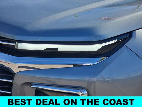 New 2026 Chevrolet Traverse LT w/ Sun and Wheel Package FWD image 35