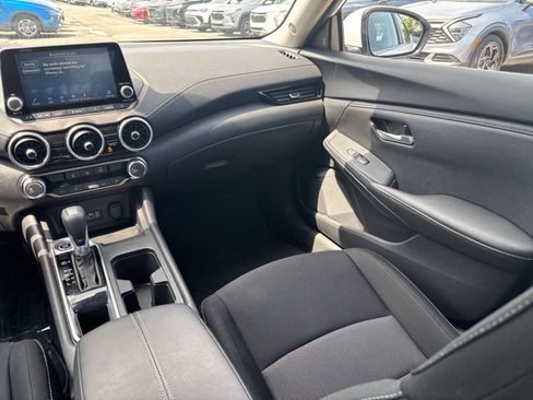 Used 2025 Nissan Sentra SV FWD image 30