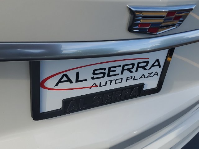 Used 2025 Cadillac XT6 Luxury w/ LPO, Floor Liner Package AWD/4WD image 8
