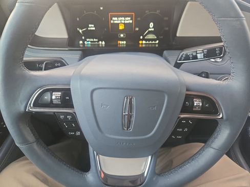 Used 2019 Lincoln Navigator Black Label w/ Cargo Package image 31