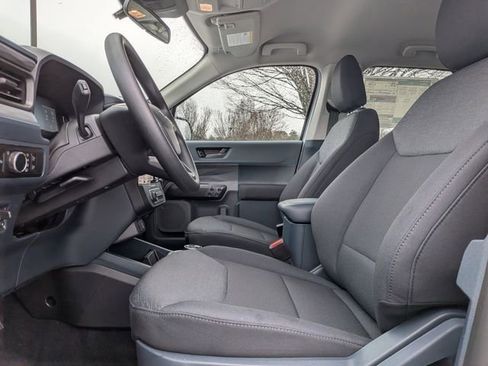 New 2025 Ford Maverick XL w/ 4K Tow Package AWD/4WD image 19