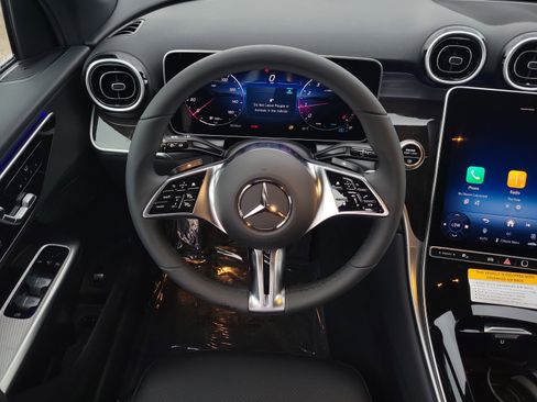 Certified 2026 Mercedes-Benz GLC 300 image 6