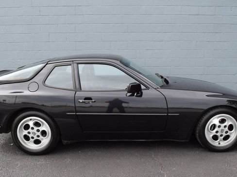Used 1988 Porsche 944 Turbo RWD image 27