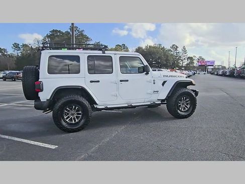 Used 2024 Jeep Wrangler Unlimited Rubicon 392 image 32