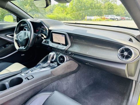 Used 2021 Chevrolet Camaro SS image 33