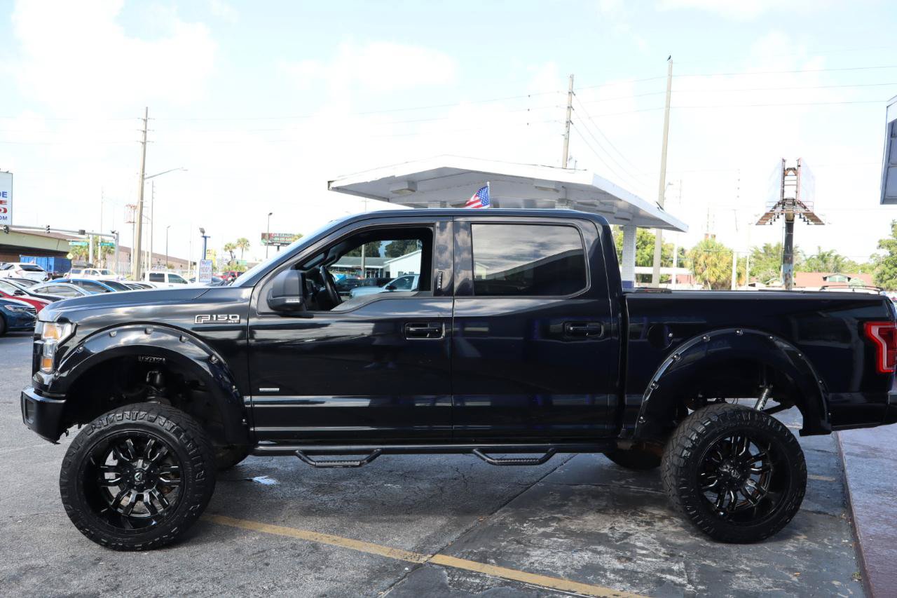 Used 2017 Ford F150 XLT w/ Equipment Group 302A Luxury AWD/4WD image 11