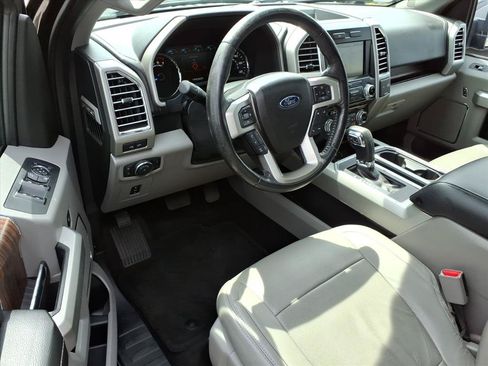 Used 2015 Ford F150 Lariat w/ Equipment Group 502A Luxury AWD/4WD image 10
