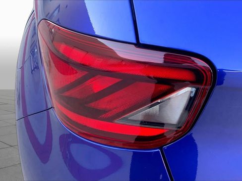 Certified 2025 Hyundai Venue SEL FWD image 27