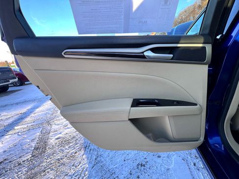 Used 2013 Ford Fusion SE image 22