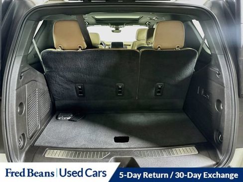 Used 2021 Chevrolet Tahoe Premier w/ Premium Package AWD/4WD image 35