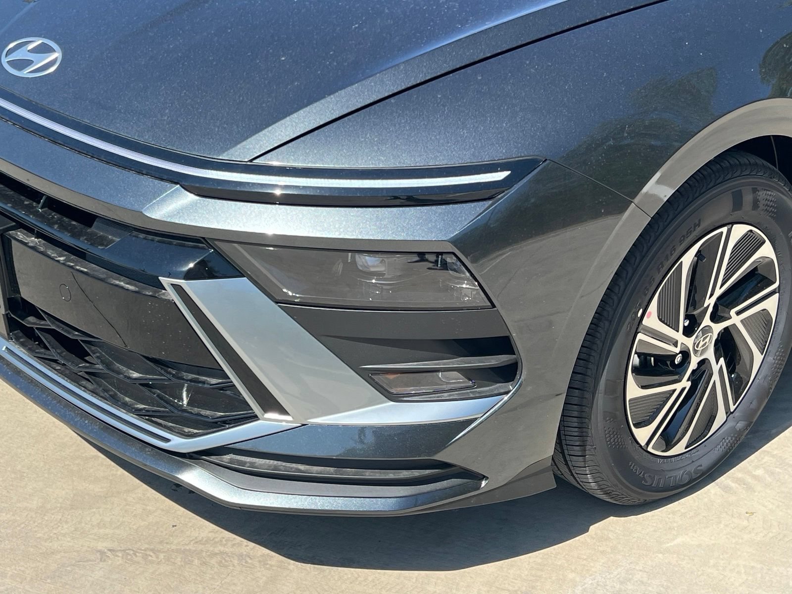 New 2026 Hyundai Sonata Blue FWD image 4