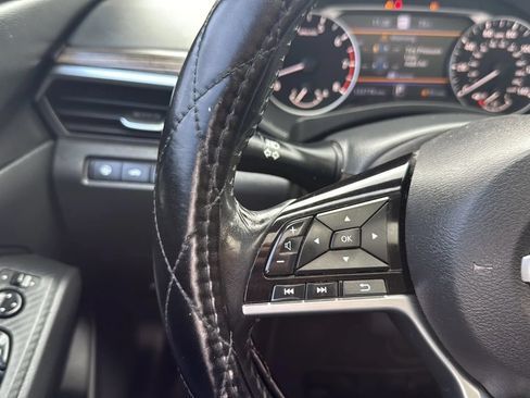 Used 2019 Nissan Altima 2.5 SL FWD image 32