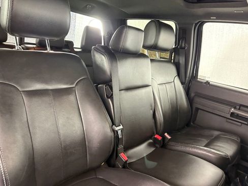 Used 2012 Ford F250 Lariat w/ Lariat Ultimate Pkg AWD/4WD image 34