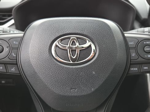 Used 2019 Toyota RAV4 XLE image 36