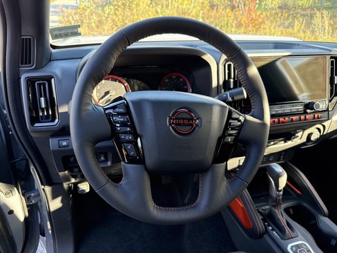 New 2026 Nissan Frontier PRO-4X w/ Pro-4x Convenience Package image 20