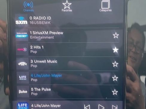 Used 2023 Volvo XC40 Recharge Ultimate w/ Protection Package Premier image 19