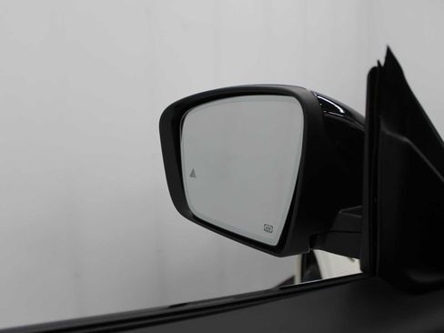 Used 2022 Maserati Levante GT image 7