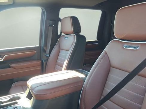 New 2026 GMC Sierra 3500 Denali Ultimate image 32