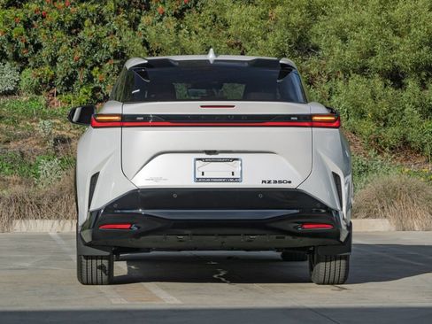 New 2026 Lexus RZ 350e 2WD image 8