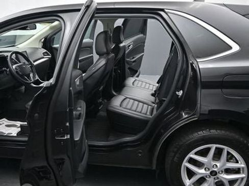 Certified 2023 Ford Edge SEL w/ Convenience Package AWD/4WD image 17