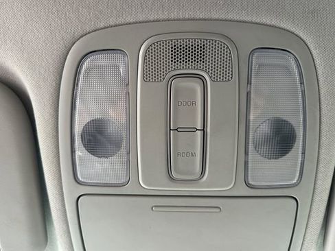 Used 2018 Kia Soul + image 37