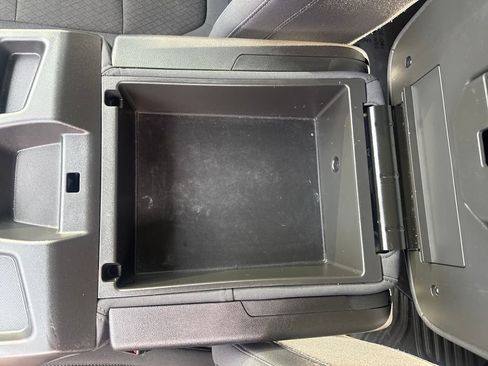 Used 2022 Chevrolet Silverado 1500 Custom w/ Safety Confidence Package image 29